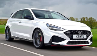 Hyundai i30 N - front tracking